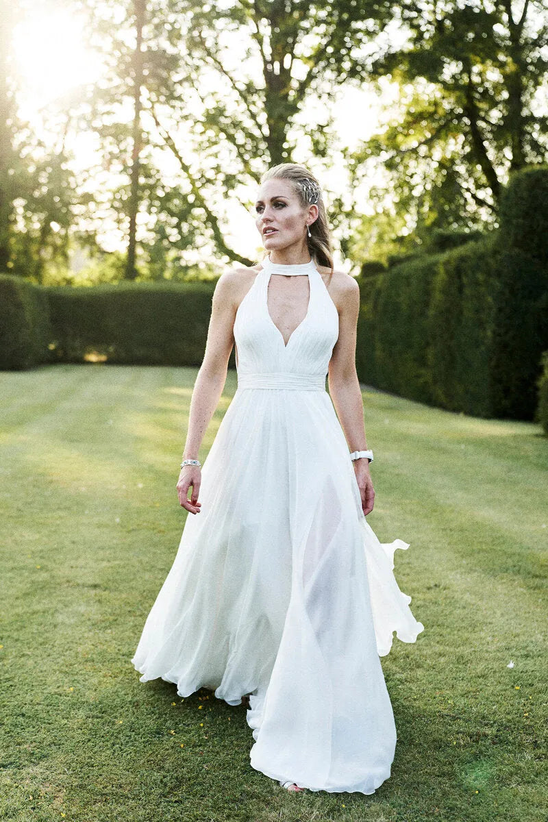 Beach Halter Vintage A Line Wedding Dresses Satin Bridal Gowns Sleeveless Backless Backless Shiny Bride Dress 20w