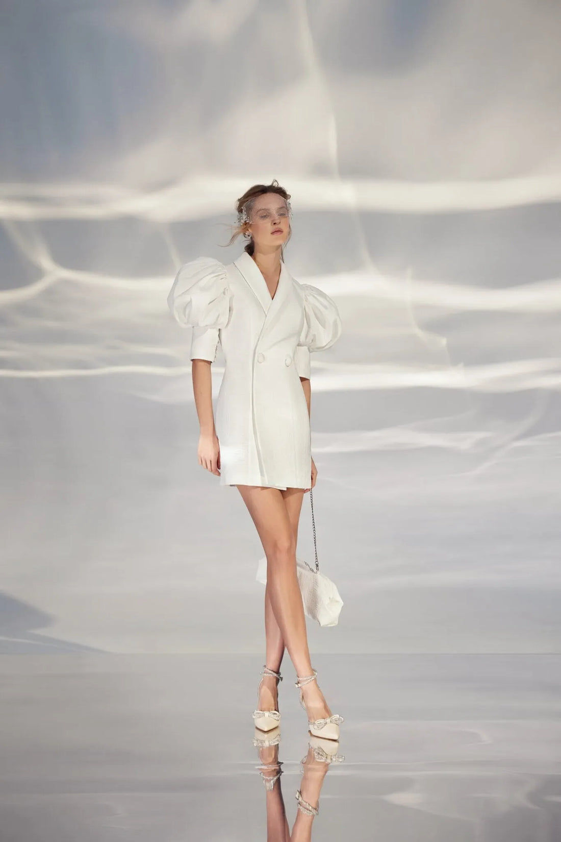 Long Sleeves V-Neck Satin Wedding Dress Court Train Simple Bow Vestido De Novia Mermaid Skirt PrincessDress Bridal Gown Satin