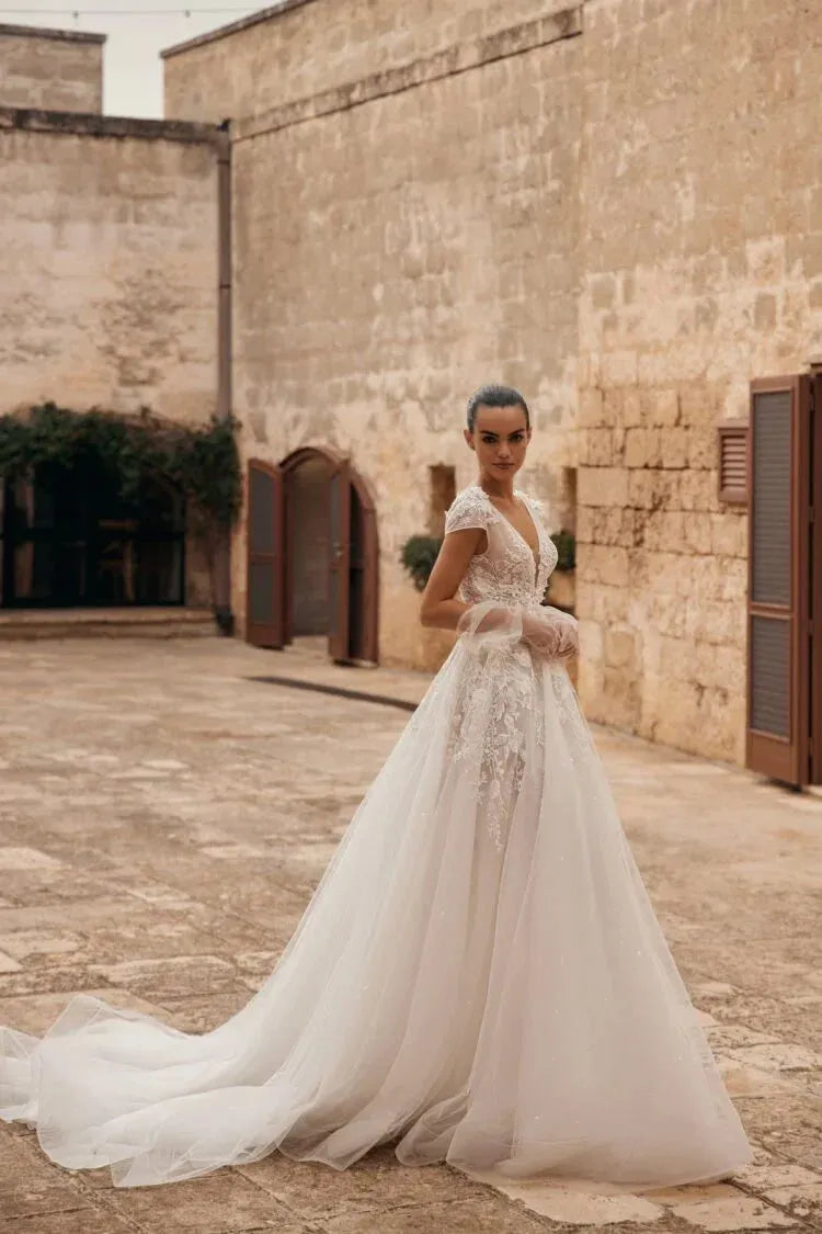 Charming Backless Wedding Dress For Women V-neck Sparkly 3D Flower Court Train Sequined Vestido De Noiva Customized Satin