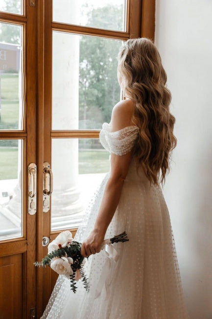 فستان زفاف قصير بسيط من الكتف Dot Tulle Bridal Gown Length مخصص من Vestidos De Novia