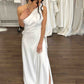 One-shoulder neckline with Side Skirt split Wedding Dress  Court Train Dress Bridal Gown Vestido De Novia Satin Skirt  Bow