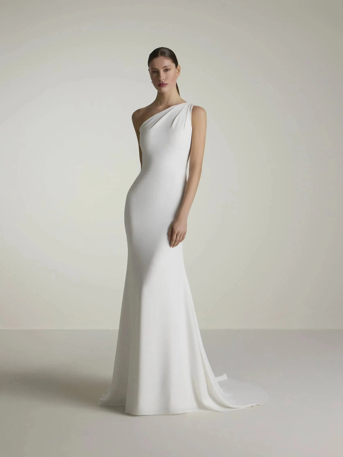 Mermaid Wedding Dress with Asymmetrical Neckline Bridal Gowns Modern Princess White Vestido De Novia Mermaid Satin Bow Satin Court Train Sleeves Satin