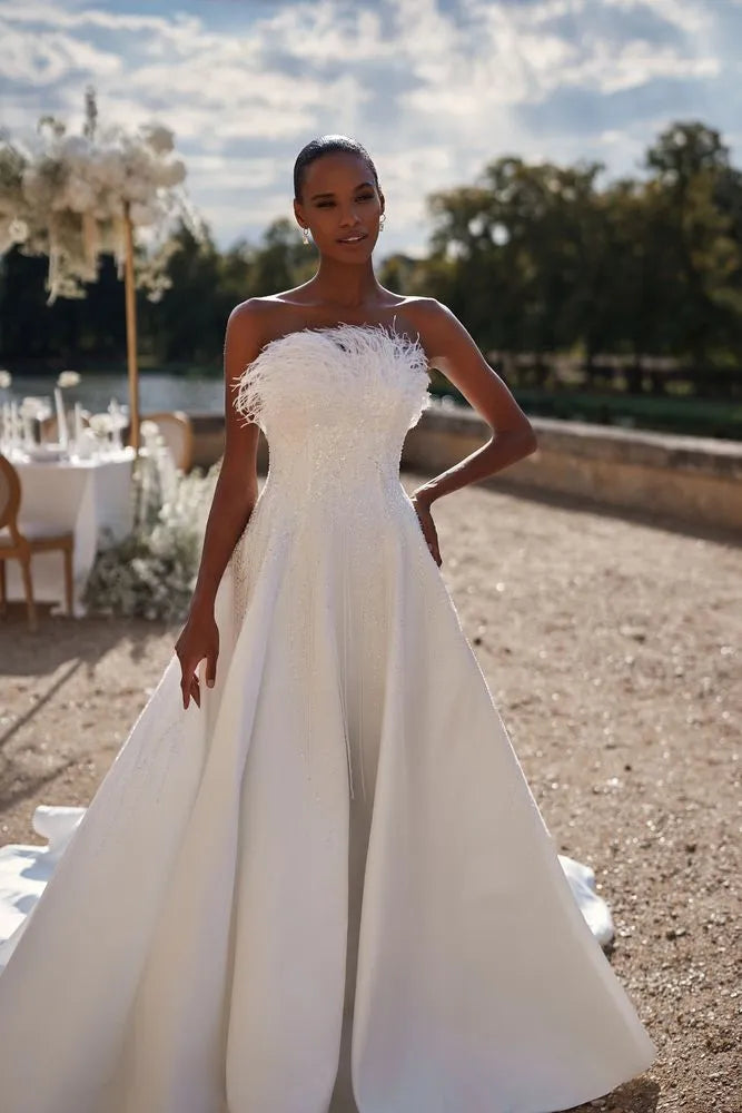 Glamorous Strapless Wedding Gown Vestido De Novia Mermaid Modern Satin Bridal Gown Princess Court Train Bow Wedding Dress Satin