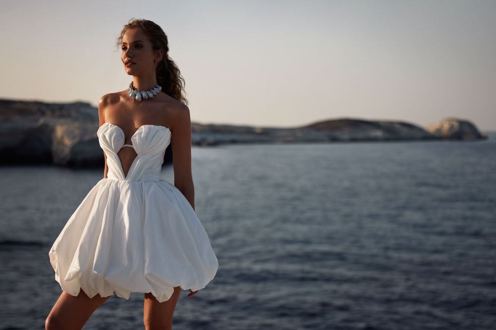 Élégant Satin chérie exposée robe De mariée courte robes Para Mujer Elegantes Y Bonitos plage blanc robes De Novia