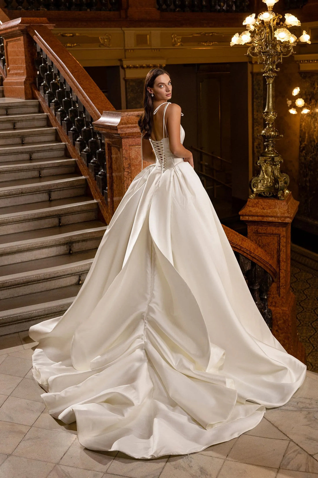 Elegant Wedding Dresses Spaghetti Strap A-Lin Bridal Gown Satin