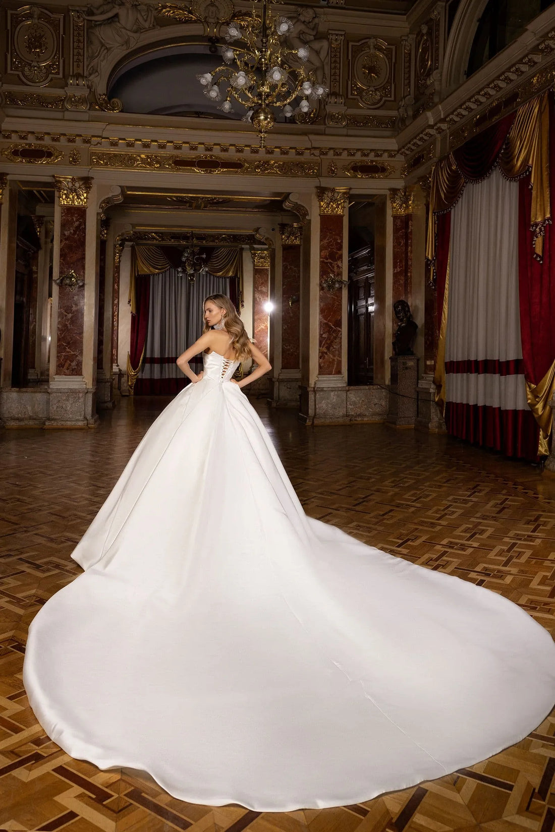 Satin Princess Wedding Dress Ball Gown Long Sleeve Bride Dresses vestidos de novia Off The Shoulder Bridal Gowns Satin