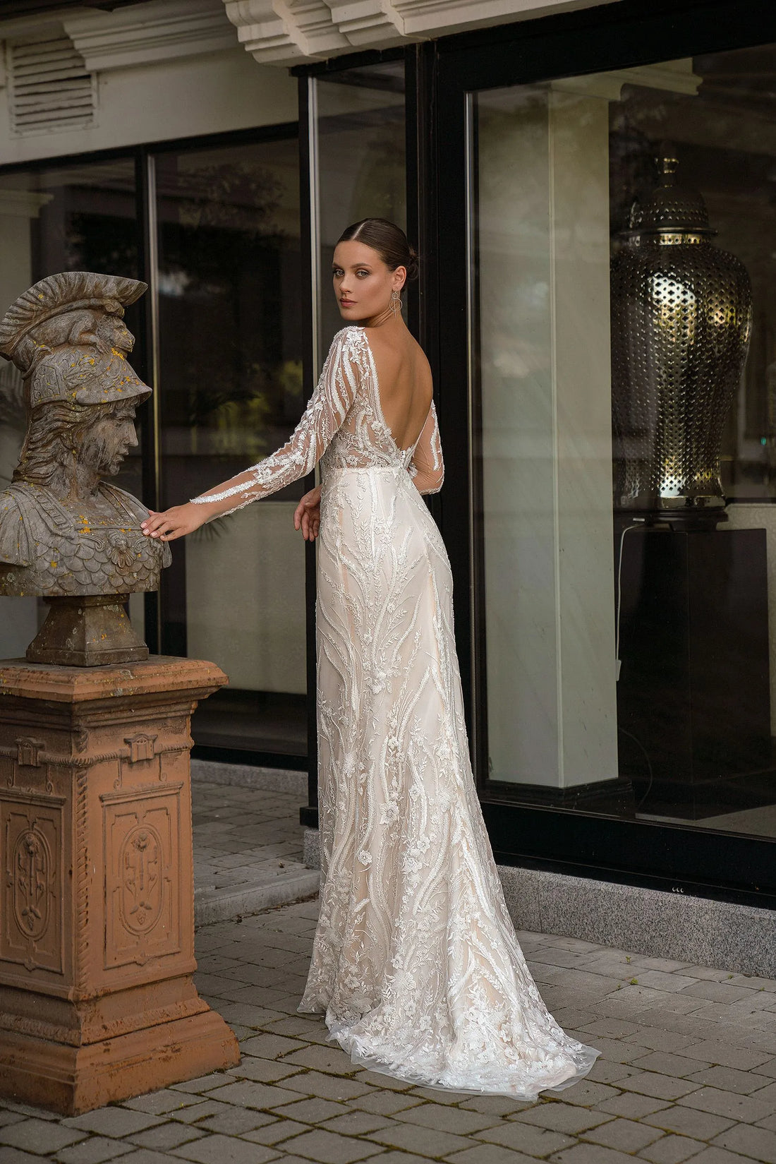 Lace Illusion V-Neck Mermaid Wedding Dresses Full Sleeves Backless Bridal Gowns Satin