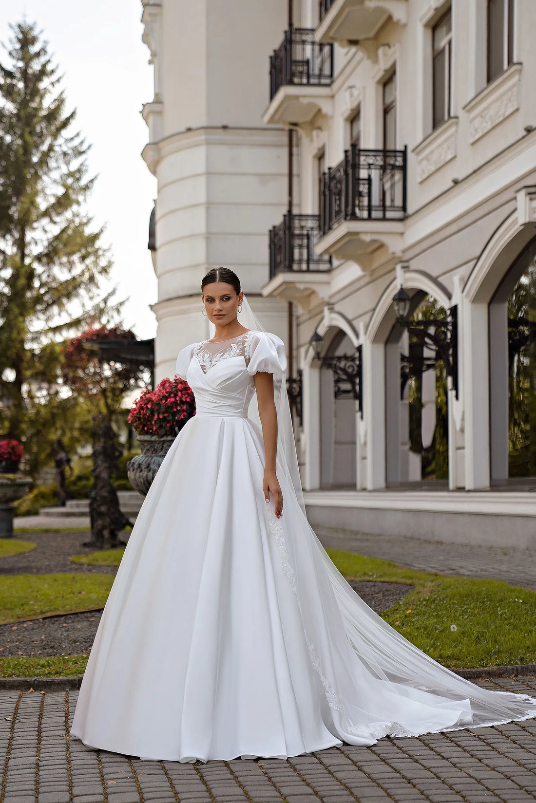 Elegant Women Wedding Dresses Customized Plus Size Satin Bridal Gowns Fascinating A-Line Princess Vestidos De Novias Satin