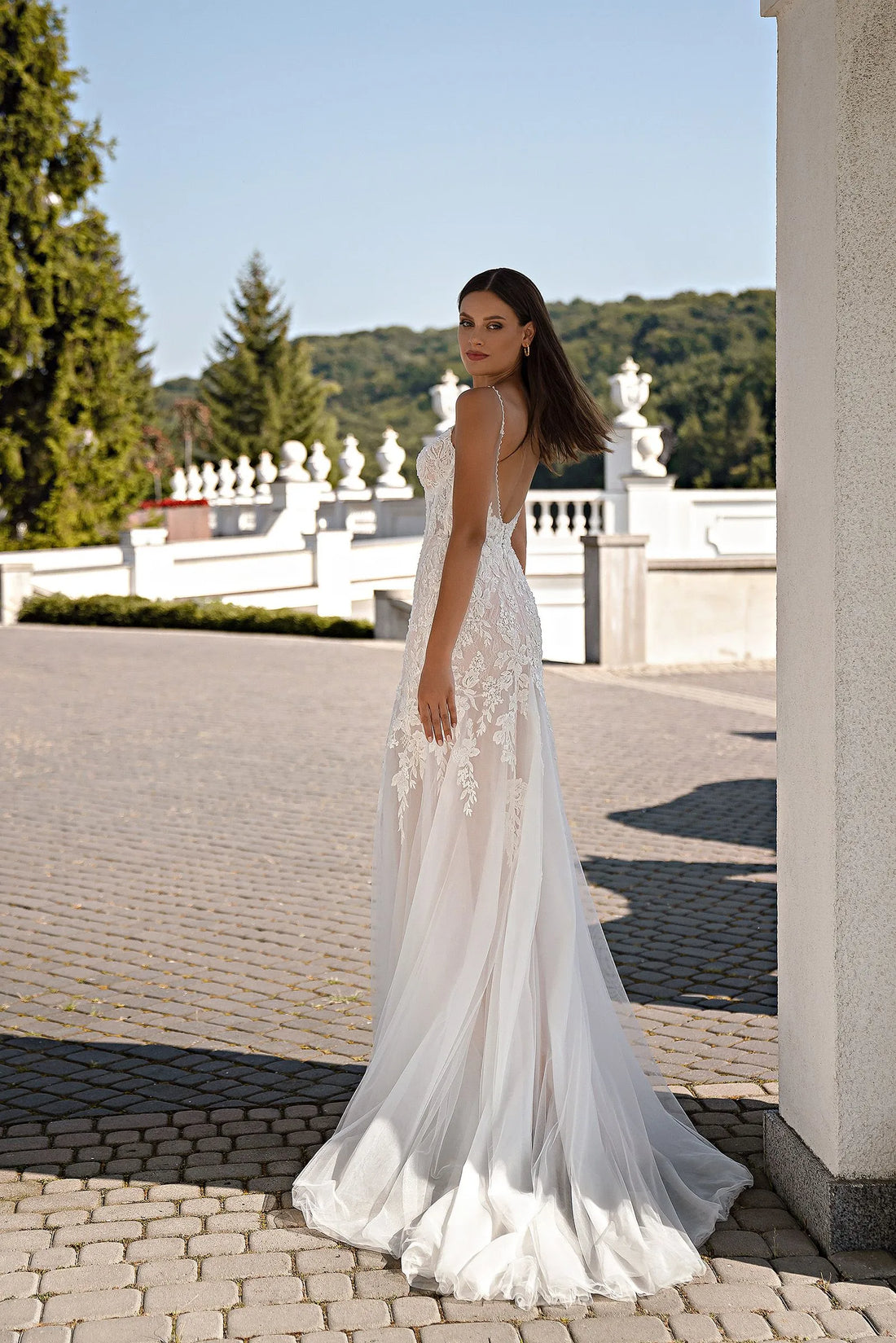 Fancy Spaghetti Straps Wedding Dresses For Mariages Mermaid Tulle Lace Appliques Satin