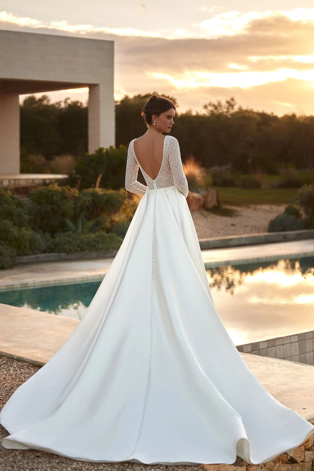 Sexy Illusion Backless Bride Robe Graceful Boat Neck Long Bridal Gown Customized Robe De Mariée Satin