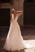 Trendy Backless Wedding Gowns for Women V Neck Sweep Train Lace Appliques A-line Satin