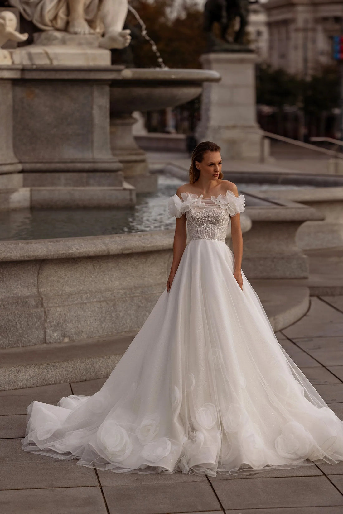 Classic 3D Flower Wedding Dress Sparkly Sequins Bride Robe Elegant A-line Long Bridal Gown Robe De Mariée Satin