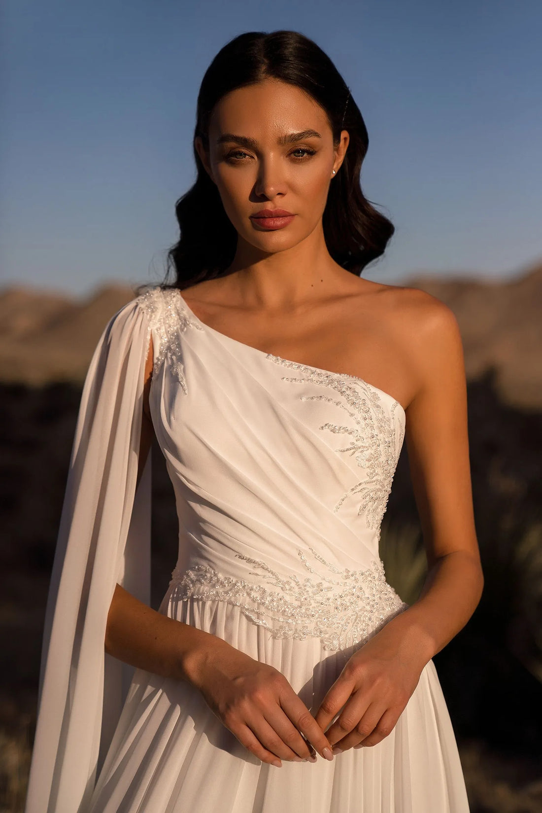 Vintage A Line Wedding Dresses Sequins Sleeveless Bridal Gowns Chiffon Customized Vestidos De Mariee Satin