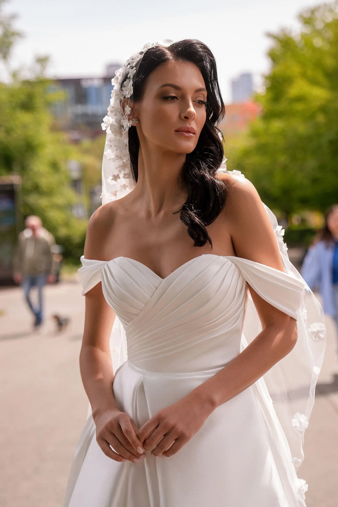 Simple Sweetheart Neck A-Line Wedding Dresses Off the Shoulder Side Split Sweep Train Bridal Gowns Vestidos De Noiva Satin