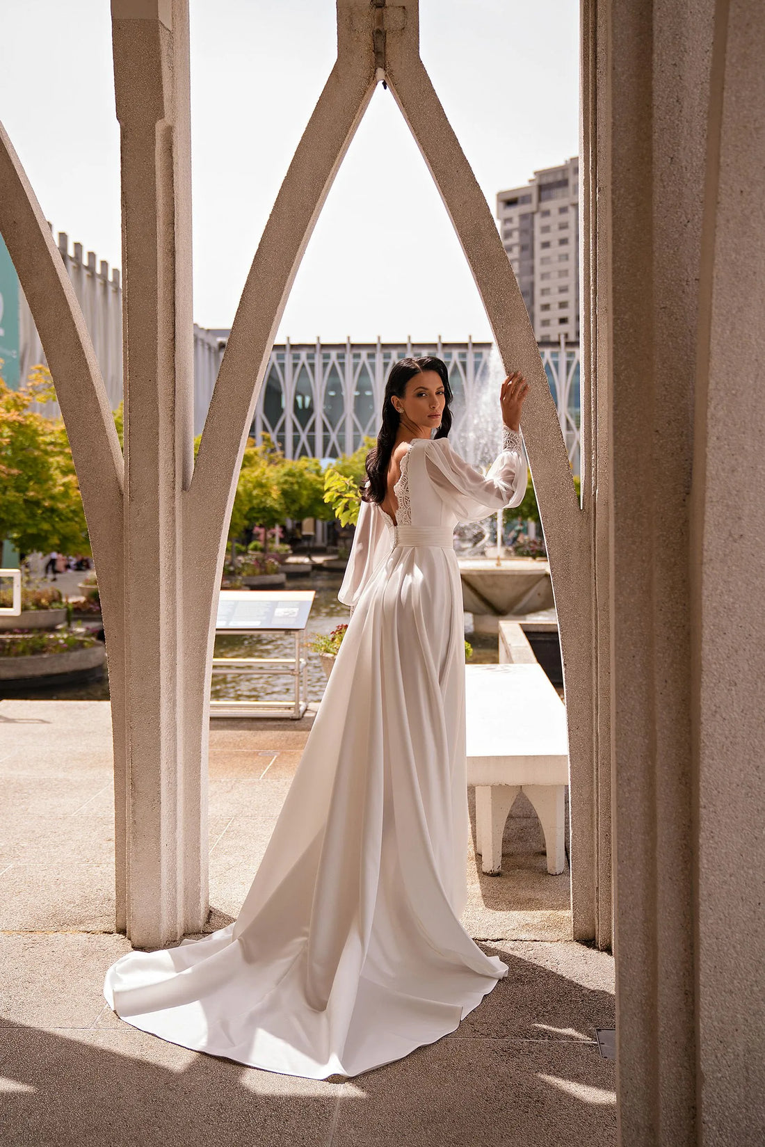 Long Sleeve Chiffon Split Side V Neck Wedding Party Dress for Women Elopement Bridal Gown Customized vestidos Satin