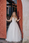 Boho A-Line Wedding Dresses Plus Size V Neck Sleeveless Bride Gowns Appliques Back Zipper Floor Length Tulle Vestido De Noiva Satin