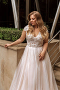 Classic Tulle Wedding Dresses Plus Size V Neck Cap Sleeves Bride Gowns Appliques Floor Length A-Line Vestidos De Novia Satin