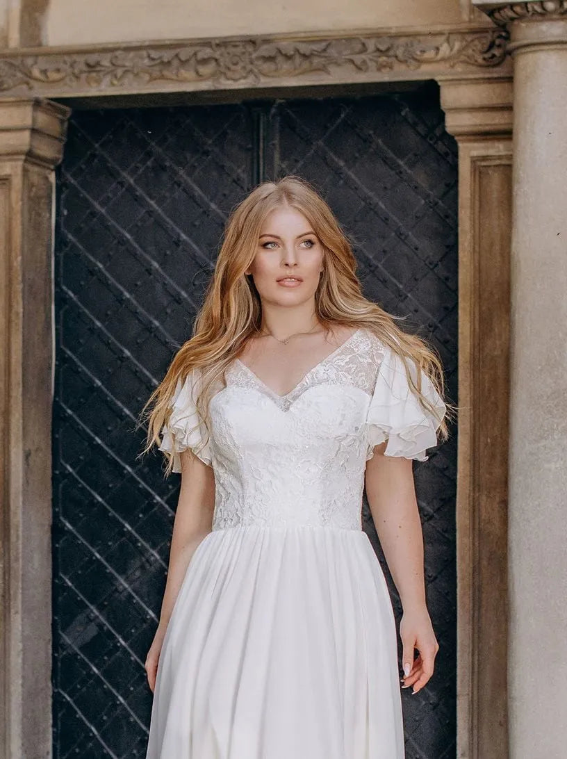 Simple Wedding Dresses V Neck Short Sleeves A-Line Bride Gowns Back Lace Up Floor Length Robe De Mariee Satin