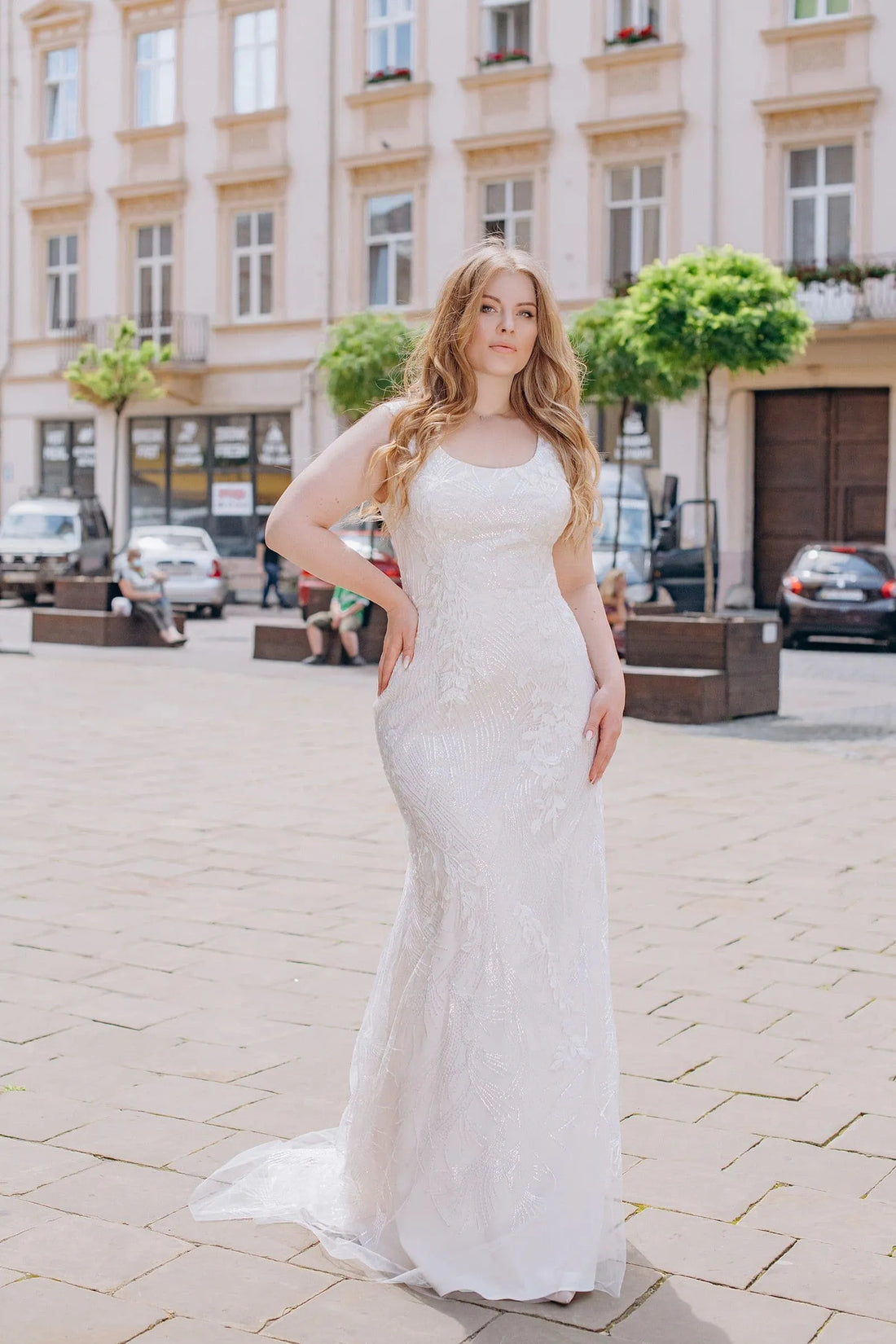 Plus Size Mermaid Wedding Dresses for Women Sleeveles Spaghetti Straps Bridal Gowns with Lace Summer Satin