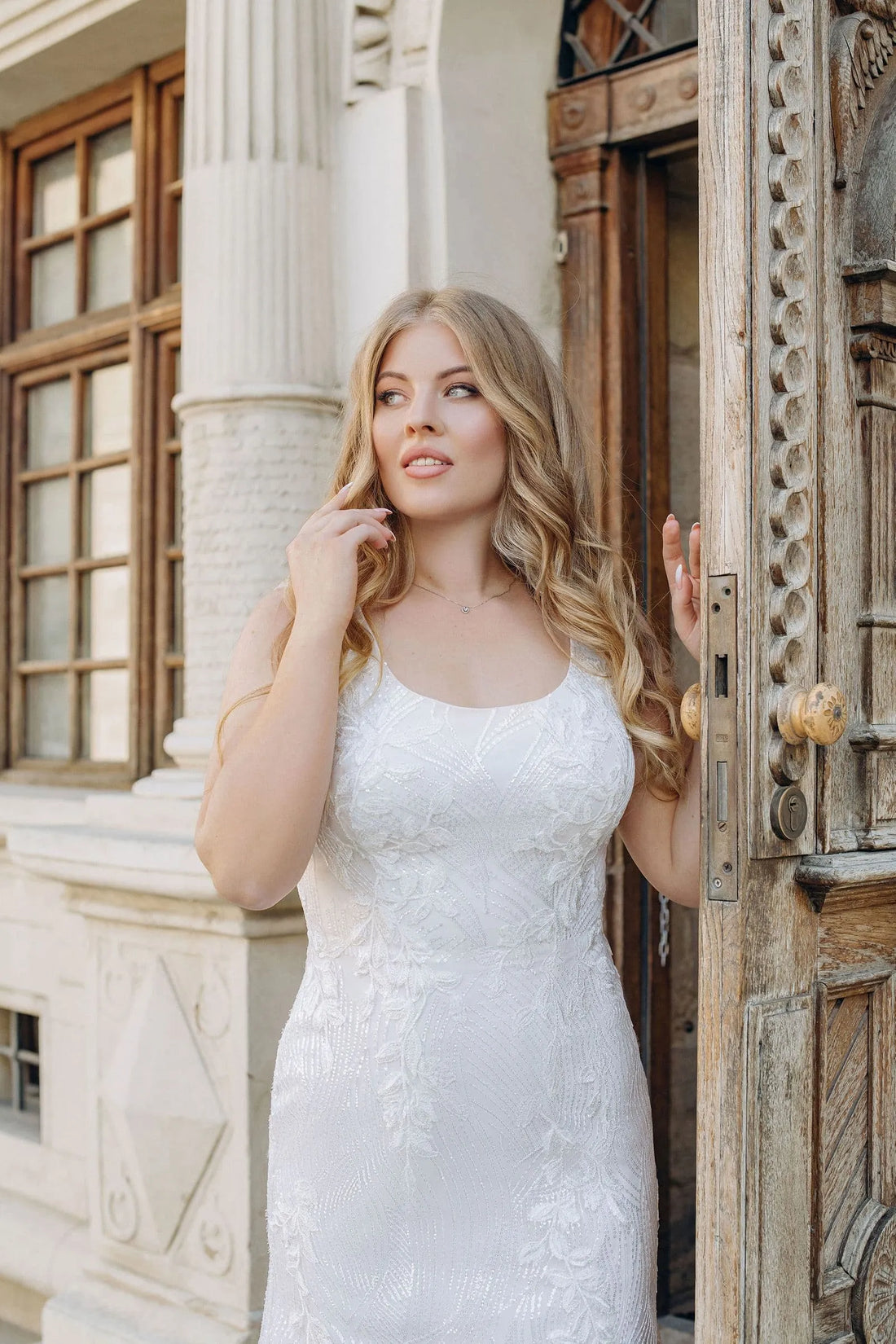 Plus Size Mermaid Wedding Dresses for Women Sleeveles Spaghetti Straps Bridal Gowns with Lace Summer Satin