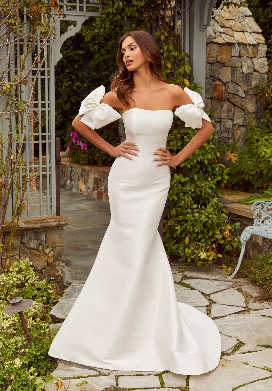 Simple Satin Wedding Dresses with Bow Sleeves Bridal Gowns Keyhole Back Satin mermaid Sweep Vestidos De Novia Satin