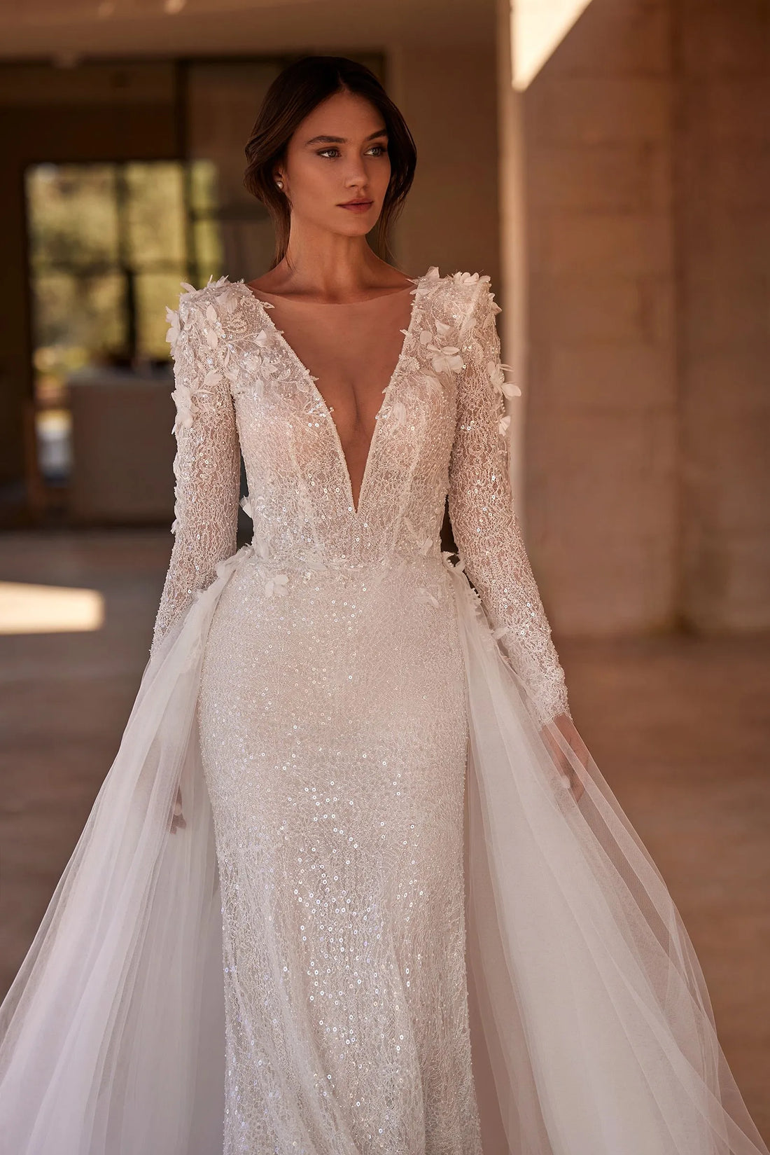 Elegant Wedding Dresses V-Neck Long Sleeve Vestido De Novia Lace tulle Train Luxury Custom Made Bridal Gown Satin