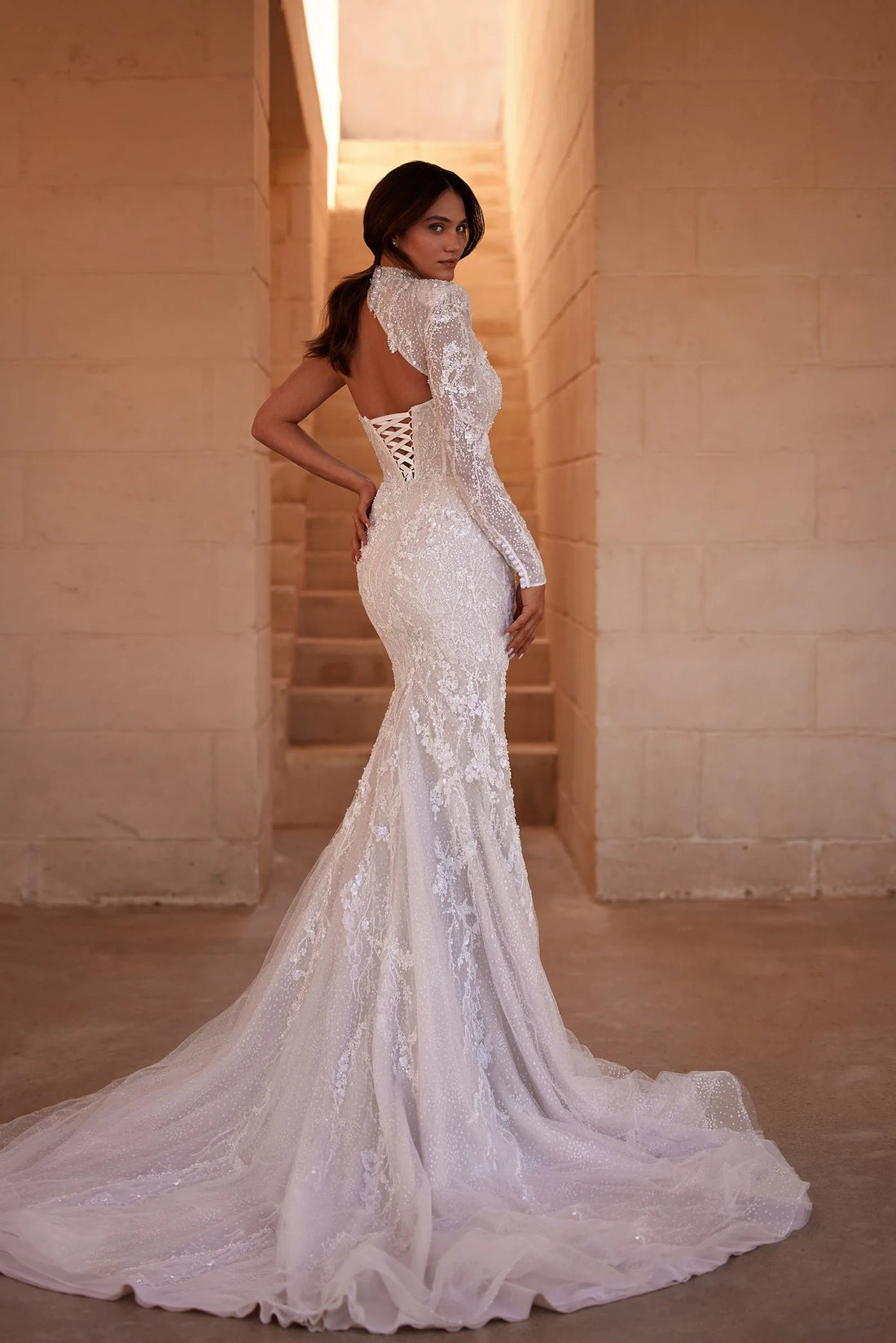 Fashionable Sweetheart Mermaid Wedding Dress for Woman Court Train Lace Appliques Satin