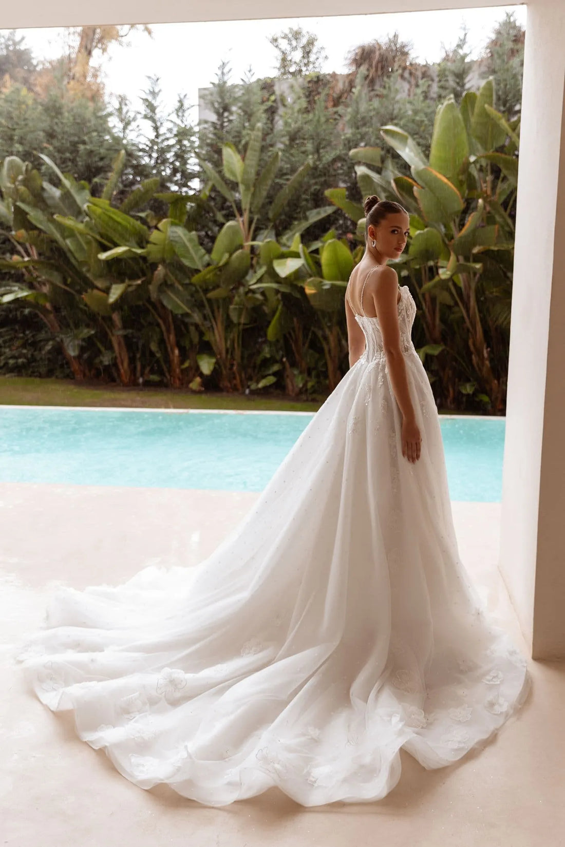 Square Neck Sexy Princess Style Wedding Dresses Sweetheart A-Line White Bridal Gowns Customized Satin