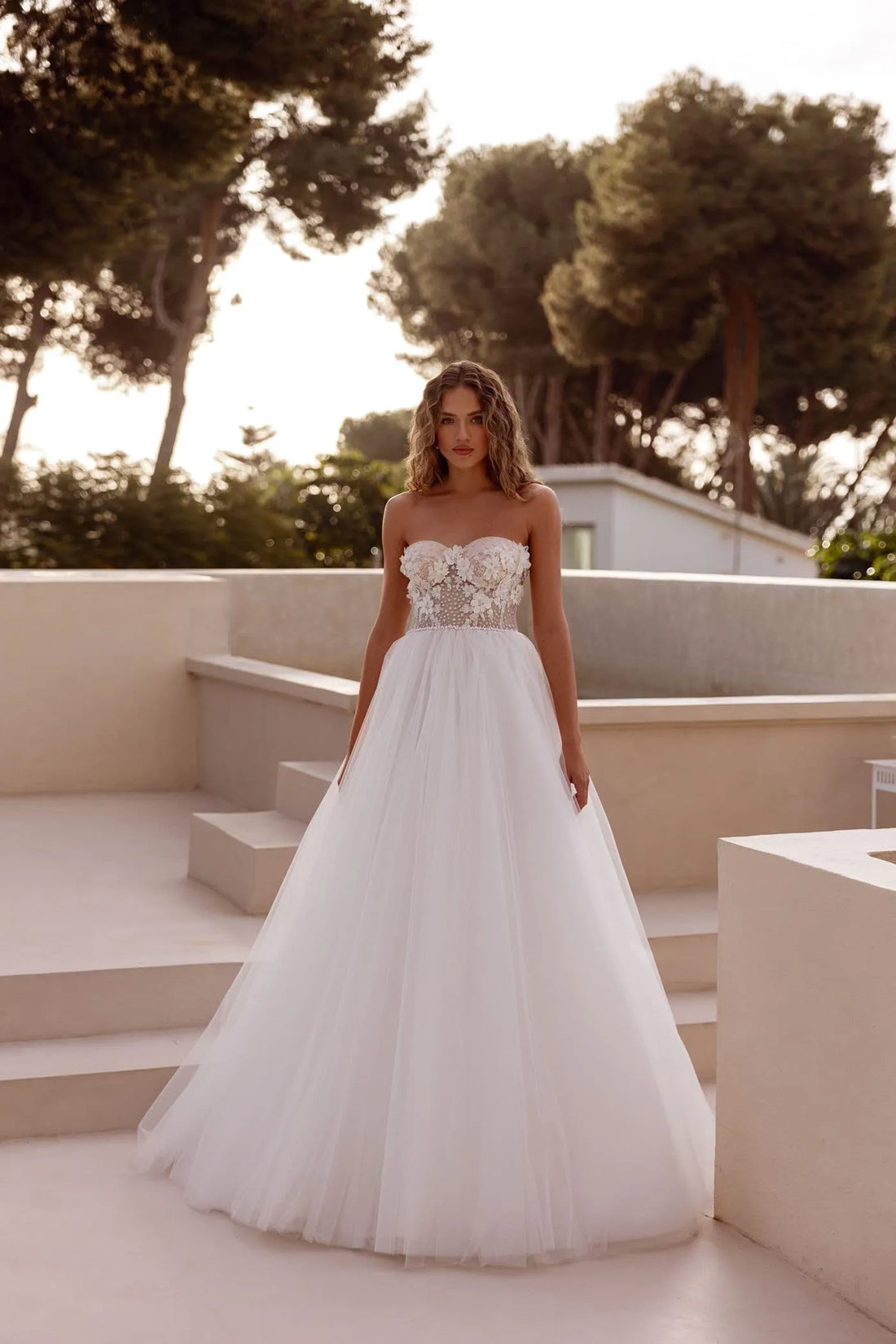 Trendy Sweetheart Wedding Dress Bridal for Woman A-line Appliques Sleeveless Novias Customized Satin