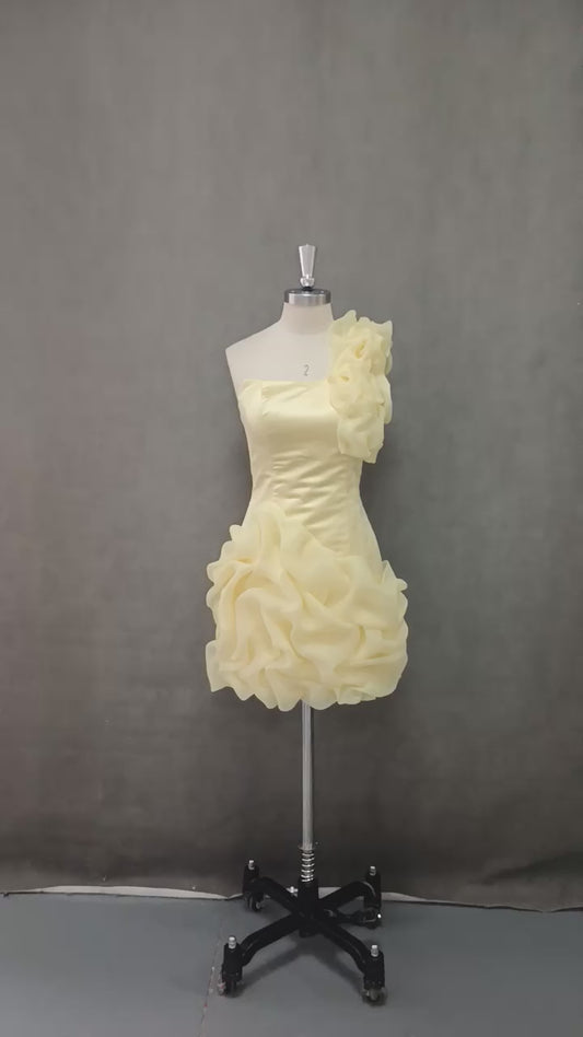 Belleza amarillo un hombro vestidos cortos de graduación moda con volantes Mini longitud vestido de cóctel mujeres vestido para ocasión Formal فساتين سهرة