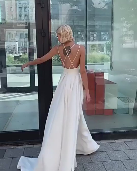 Slik Satin eine Linie Brautkleider Strand Spaghetti Straps v Hals Brautkleider Abito da Sposa Rückenlose Hochzeitskleider