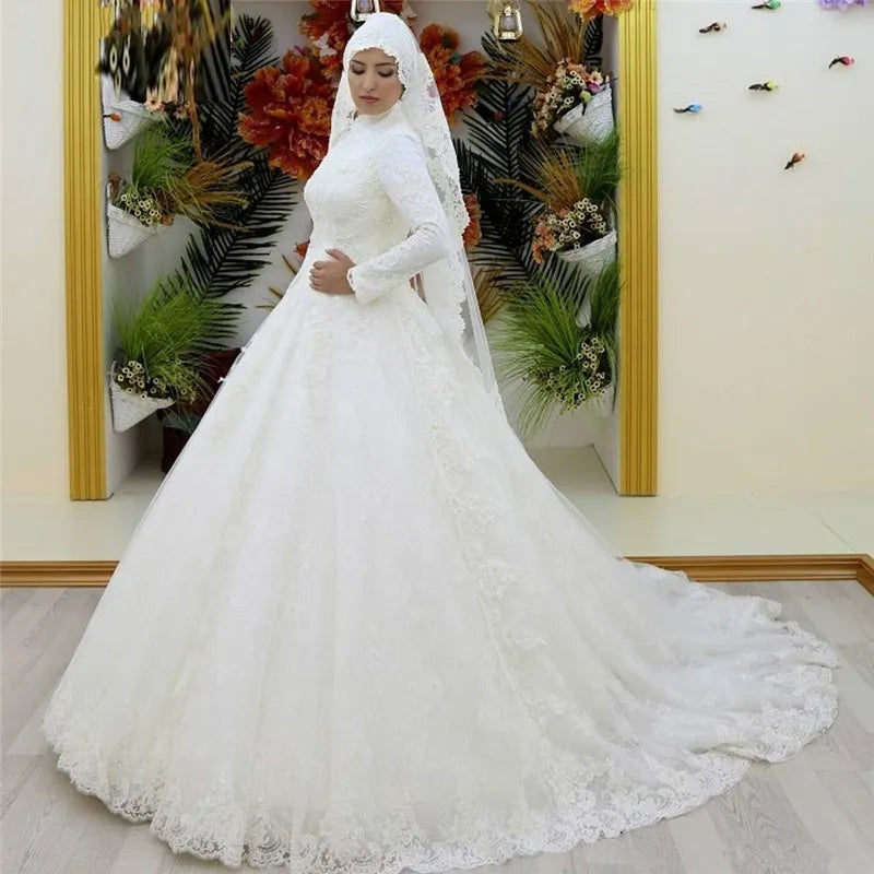 Langarm Spitze Brautkleider Ballkleid hohe Nacken Muslimische Kleider Hochzeit Luxus Applikationen Brautkleider Saudi -arabisches Design