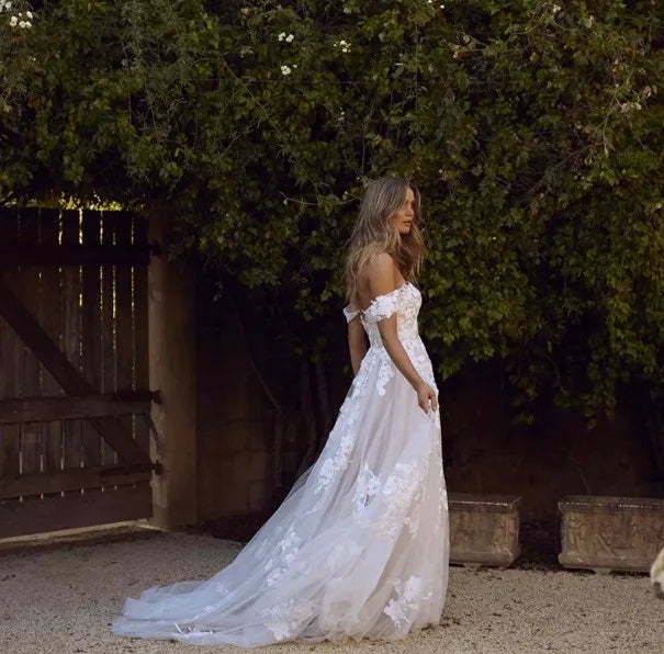 BOHO Hochzeitskleid von der Schulter Vintage Spitzen Applikationen Braut Kleider Vestido de Novia Mitte gemacht