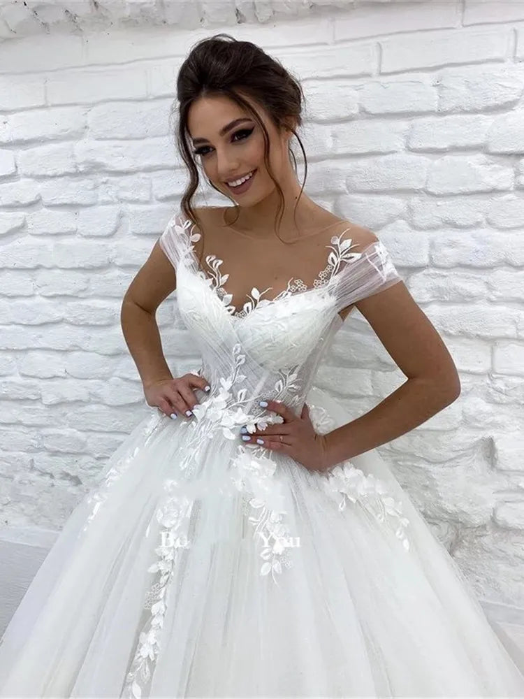 Gorgeous Women's Wedding Dresses A-Line 3D Lace Applique Bohemian Bridal Gowns Princess Formal Beach Party Sexy V-Neck Robe