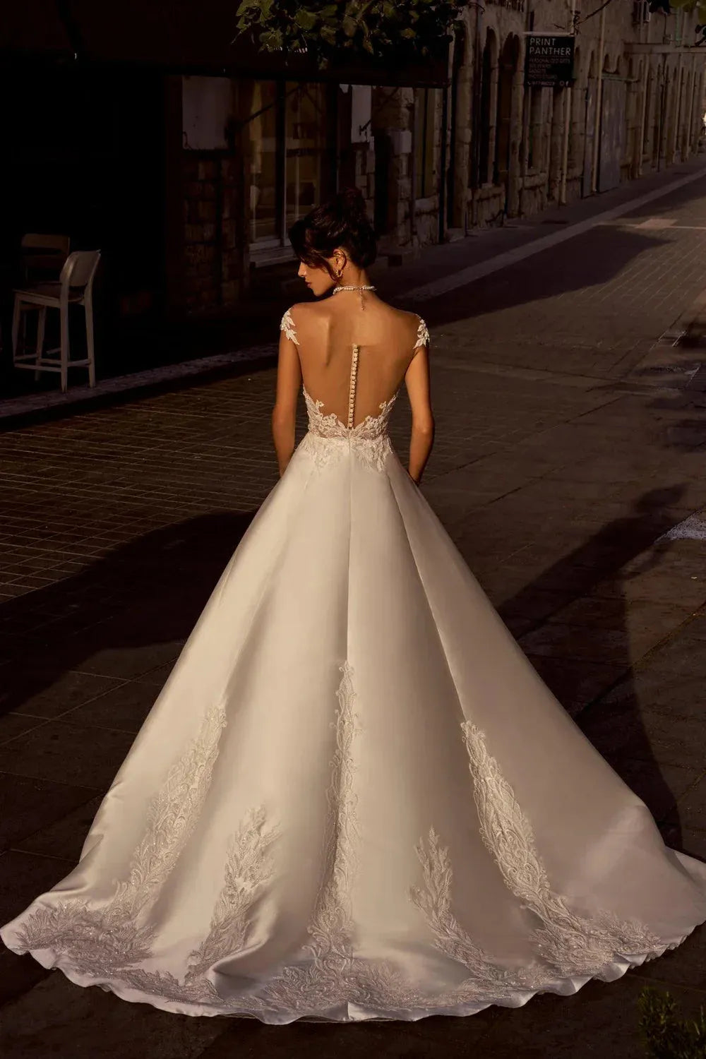 Elegant V-Neck Sleeveless Wedding Dresses Elegant Satin Fabric Bridal Gowns Customized Bridesmaid Attire Vestidos De Novias Satin