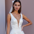 Modern White Mini Short Wedding Dress with a High Slit for a Trendy and Confident Bridal Look New Satin white