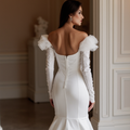 Mermaid White Wedding Dress with a Pleated Skirt for a Structured Fit backless New Satin white