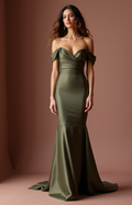 Sophisticated Green Evening Dress & Prom Gown with Satin Finish for a Luxe Feel green New Satin