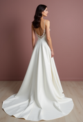 Elegant White Mermaid Wedding Dress with a Structured Bodice for a Sleek Look backless New Satin white