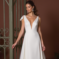 A-Line Wedding Dress with a Halter Neckline for a Unique Touch backless mesh New Satin split
