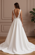 Princess Wedding Gown with a Classic Fit for Elegant Brides New Satin