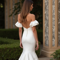 Glamorous White Mermaid Wedding Dress with a Sparkling Crystal Bodice backless New Satin white