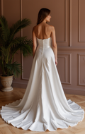 Romantic A-Line Wedding Dress with a Lace and Tulle Skirt for a Soft Look backless New Satin
