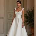 Vintage-Inspired A-Line Wedding Dress with a Keyhole Back for an Elegant Touch backless New Satin