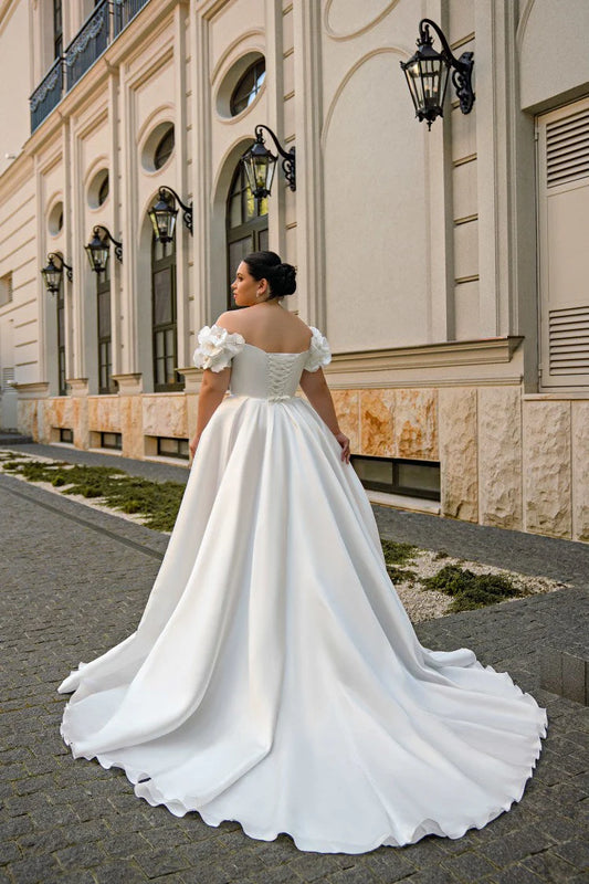 Vestidos de novia de talla grande vestido de novia de mujer grande con hombros descubiertos cuello en V perlas flor satén una línea vestido de novia con corsé 