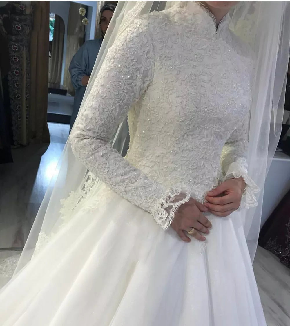 Abiti da sposa musulmani bianchi Princess High Neck Long Maniche Appliques in pizzo Abiti da sposa Robe de Mariage