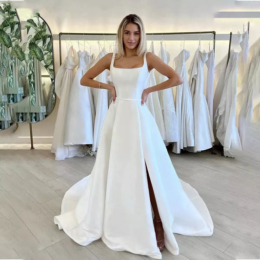 Einfach eine Linie Hochzeitskleid Spaghetti Straps Quadratkragen Satin Rückenfreies Seitenschlitz -Brautkleider Vestidos de Novia Sonderanfertigung gemacht