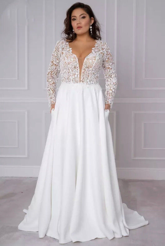 Plus Size Wedding Dresses Lace Satin Long Sleeves Bride Gowns V Neck with Pockets White-nude Plunge Bridal Dresses