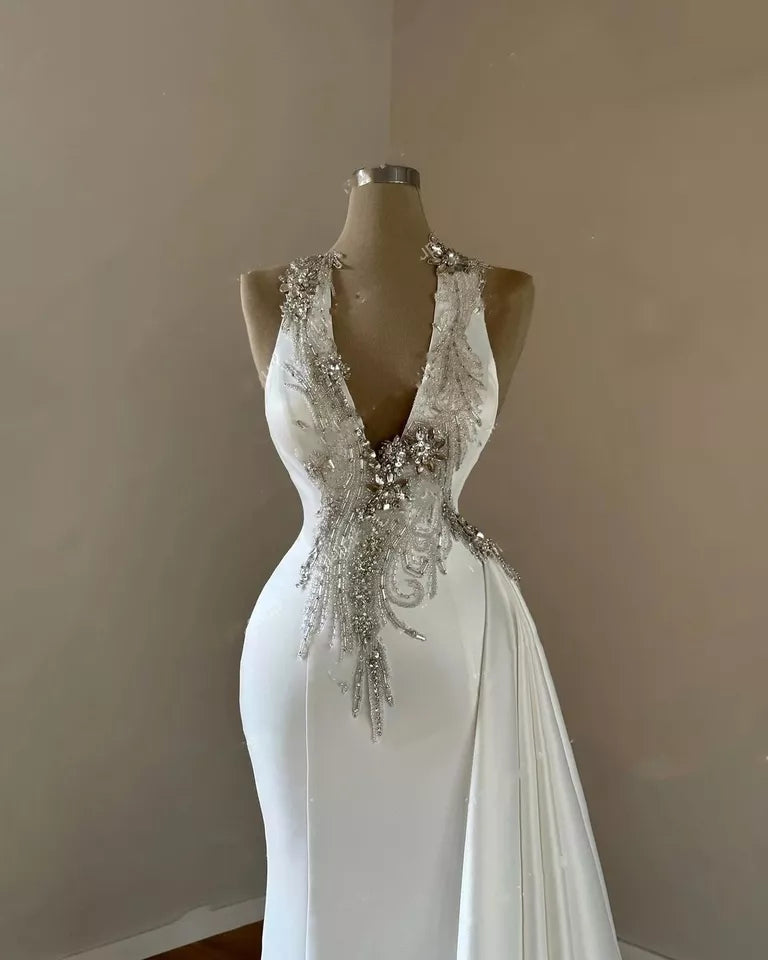 Exquisite V-Ausschnitt Meerjungfrau Brautkleider leuchten Applikationen Perlen ärmellose Falten Satin Reißverschluss Brautkleid Vestidos de Novia