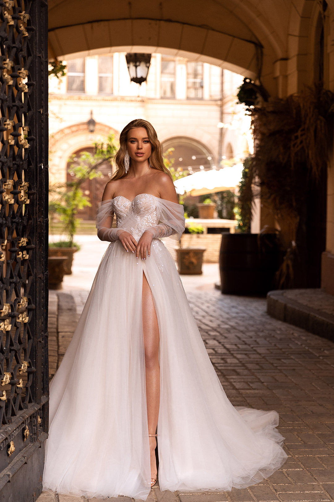 Lace Appliques Sweetheart Neck Wedding Dress Princess Off Beach Pantai Gaun Pengantin Gown Applique Split Vestido de Noiva